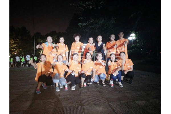 精英团队(夜跑西湖)